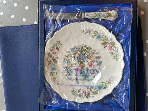 Aynsley english fine bone - fine,