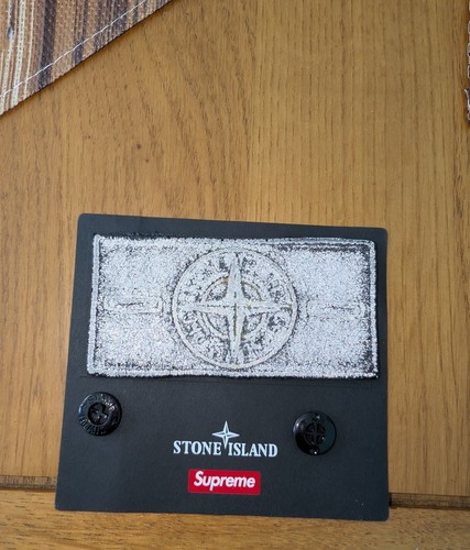 Stone island replacement badge - stone,