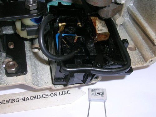 Vintage singer sewing machine - singer,