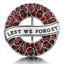 Wreath Red Poppies Enamel Badge Brooch Lapel Pin Lest We Forget Rememberance