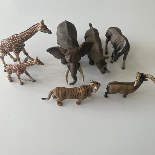 Large schleich animal bundle - large,