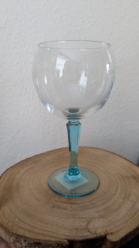 Bombay sapphire gin balloon - gin,