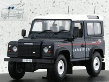 LAND ROVER Defender 90 SW - Carabinieri - Universal Hobbies 1:43