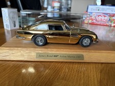 Danbury Mint James Bond 007