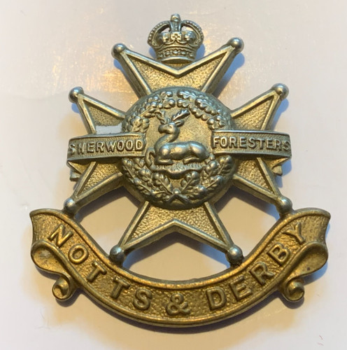 Sherwood foresters cap - cap, badge