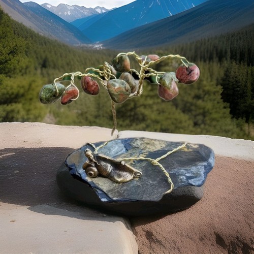 Hand crafted gemstone - crafted,