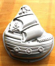 Wilton - Party Pan - Pirate Ship- Cake Mould