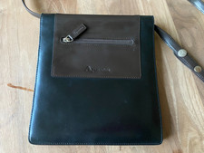 AQUASCUTUM LEATHER BAG