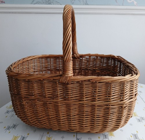 Vintage wicker shopping basket - wicker,