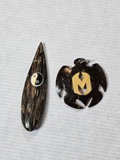 2 wooden sea necklace pendants