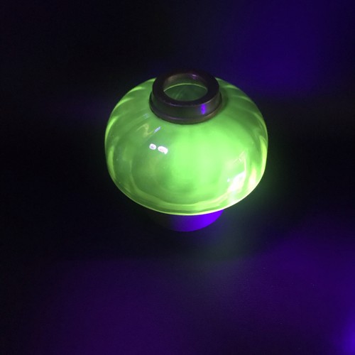 Oil lamp font uranium amber - oil,