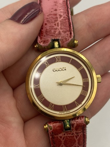 Gucci 2000m watch - watch, vintage