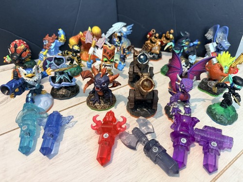 Skylanders bundle job lot - bundle, 23