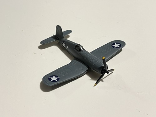 Corgi model aa33001 vought - model,