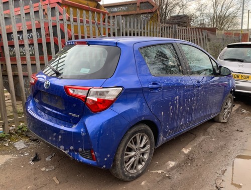 Toyota yaris hybrid - yaris, 2017