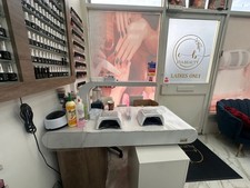 Rem Manicure Table with Nail