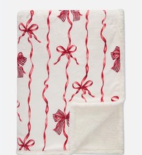 BNWT Primark Fluffy  Red/White Christmas Bow Ribbon Christmas Throw Blanket