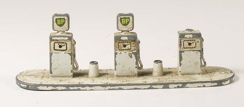 Petrol pumps matchbox - pumps, bp
