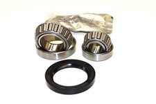 SET OF FRONT WHEEL BEARINGS &