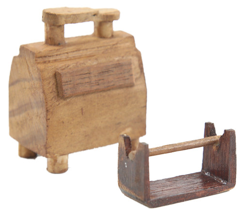 Dolls house shoe - shine, box