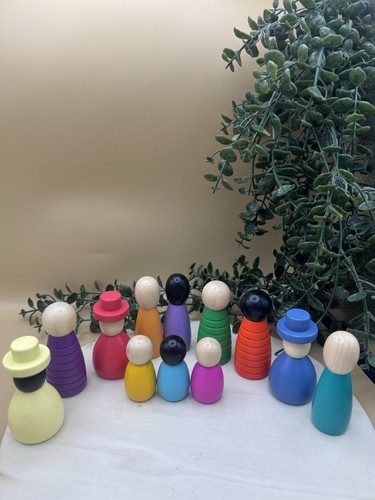 Rainbow wooden peg dolls - 12,