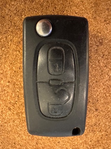 Genuine peugeot button - 2,