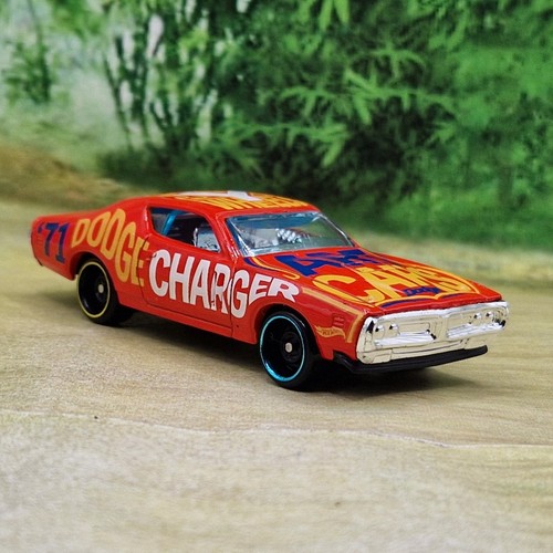 Hot wheels dodge - '71, charger