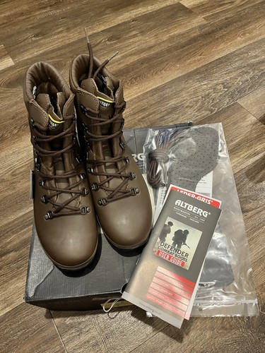 Altberg defender mens combat - mens,