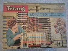 VINTAGE SPOT-ON TRIANG ARKITEX