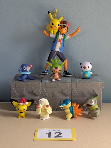 Pokémon figure bundle - 8, toys