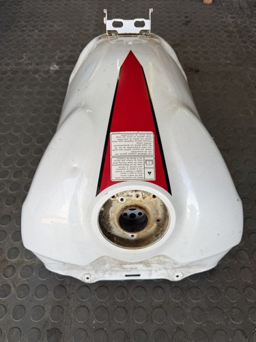 4c8 2007 2008 fuel tank - 4c8,