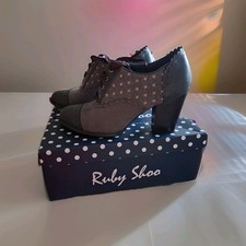 Joe Brown Women's 50's Style