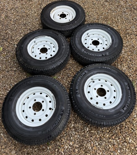 Land rover defender wolf - rover,