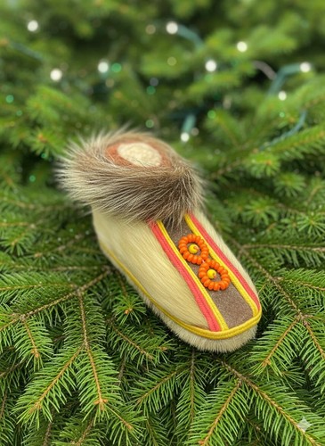 Inuit vtg miniature - miniature, boot
