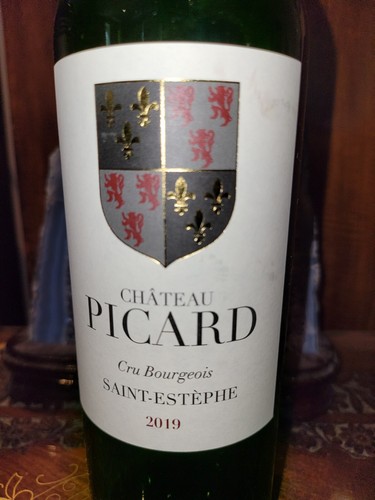Château picard wine - picard, bottle