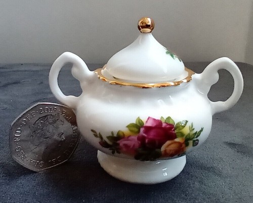 Royal albert miniature - royal,