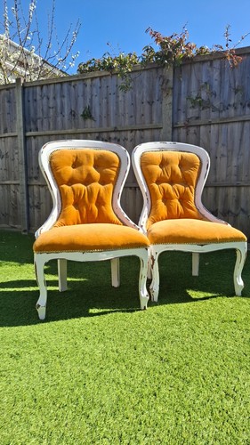 Buttonback low armchair - low,