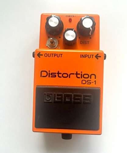 Boss analogue distortion - boss, ds-1
