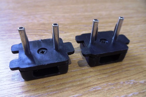 Naim audio speaker - plugs, 4mm