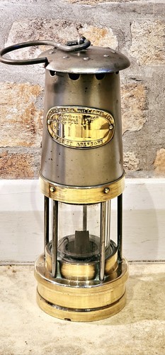 Thomas williams vintage - &,