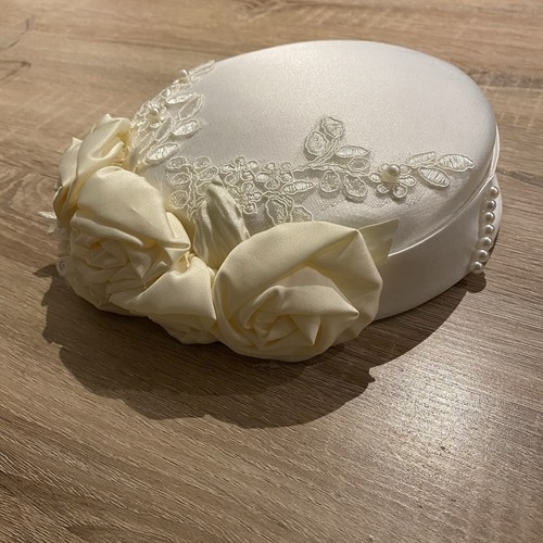 Ivory satin floral fascinator - ivory,