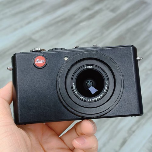Leica lux digital camera - leica,