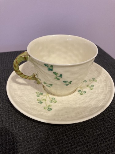 Vintage belleek ireland - ,