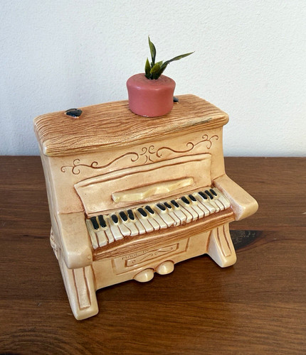 Pendelfin piano with original - with,