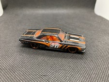Hot Wheels - '68 Plymouth Barracuda Formula S - Diecast - 1:64 Scale - USED
