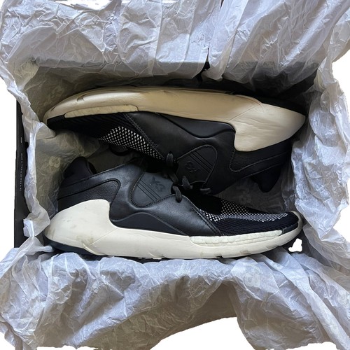 Qasa racer - y-3,