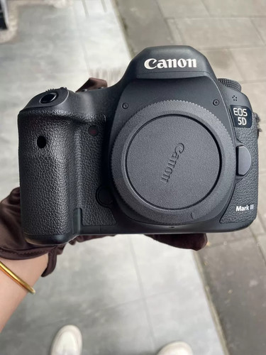 Canon eos mark iii 3mp - iii, 22.3mp