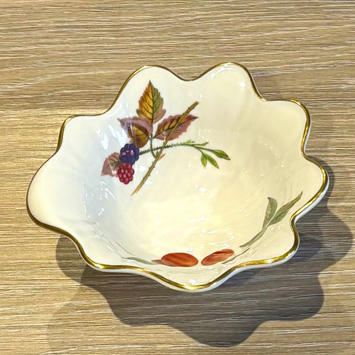 Royal worcester evesham bone - worcester,