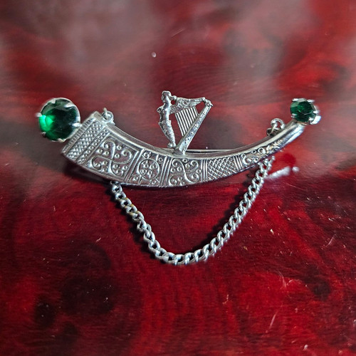 Silver tone harp brooch pin - tone,