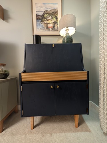 Mid century drinks cabinet - drinks,